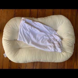 SnuggleMe Organic infant pillow + sheet